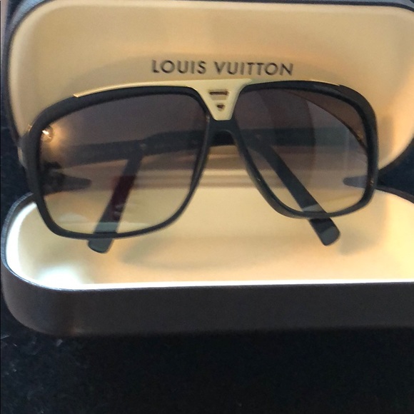 Louis Vuitton sunglasses - unworn - brand new - Picture 6 of 8
